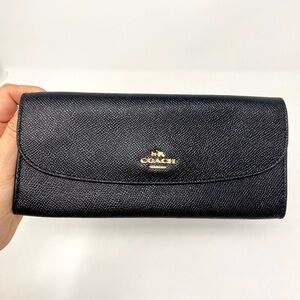 NWT Coach Wallet